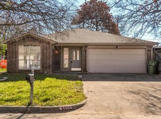 1105 Glen Creek Dr, Mansfield, TX 76063