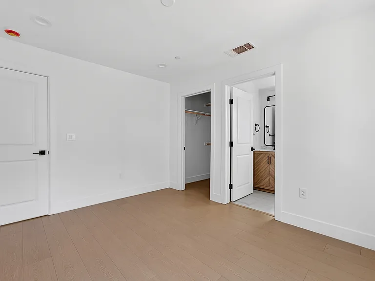 2710 T St #2 — Photo 13