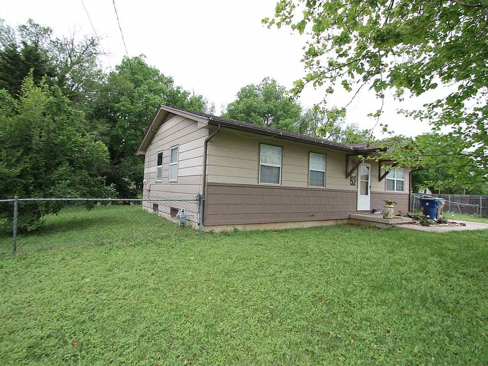 2nd image of 3329 N Mascot Ave