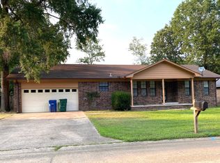 50 Smoking Oaks Rd, Conway, AR 72034