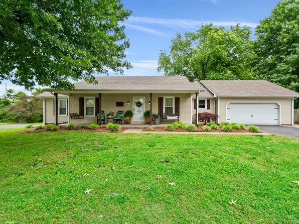 1866 Woodhollow Way, Bowling Green, KY 42103