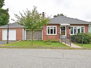 16 Waucantuck Rd, Worcester, MA 01606