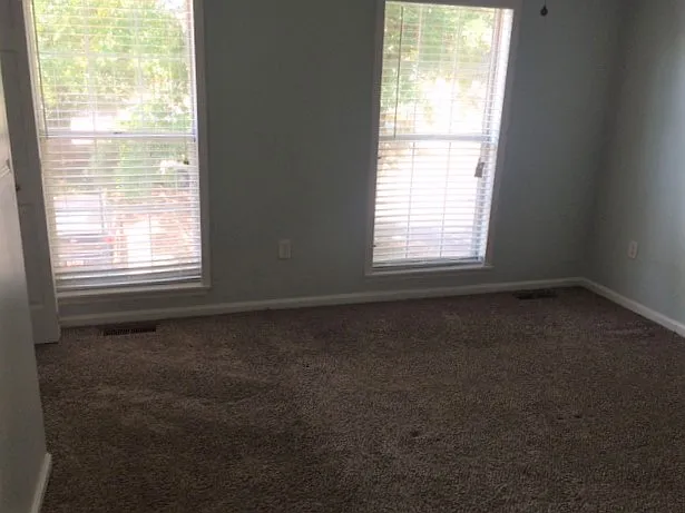 2 bed, 1.5 bath, 1100 sqft, $1,200 — Photo 3