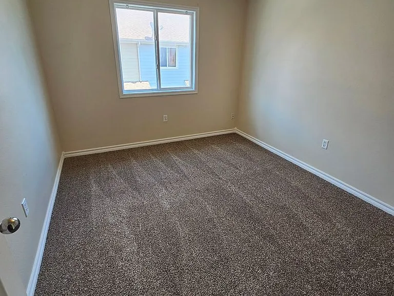 28 Fuller Cir — Photo 20