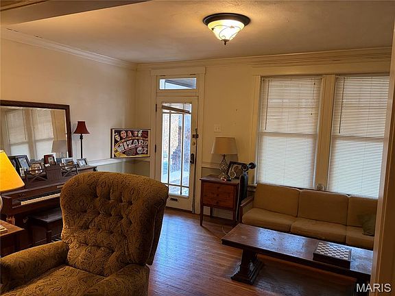 3rd image of 3129 Maury Ave
