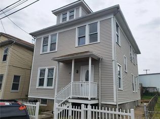 62 Bryant St FLOOR 1, Bridgeport, CT 06605