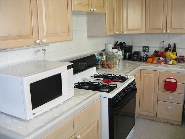 1st image of 714 Gladys Ave