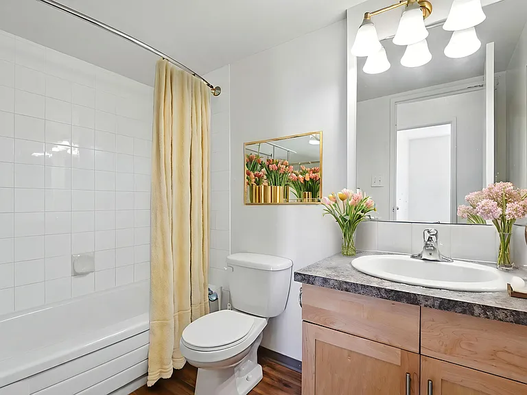 607 Kingsmere Cres SW — Photo 11