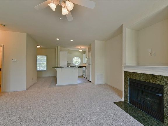3rd image of 2200 Devore Ct