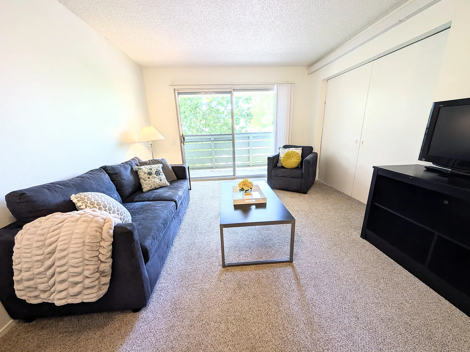Oxford Parkside Apartments — Photo 3