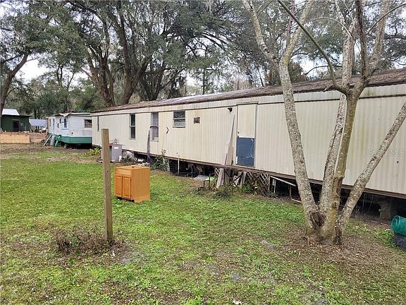 4th image of 2610 NW 19th Ave