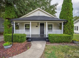 633 N Main St, Stanley, NC 28164