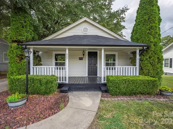 633 N Main St, Stanley, NC 28164