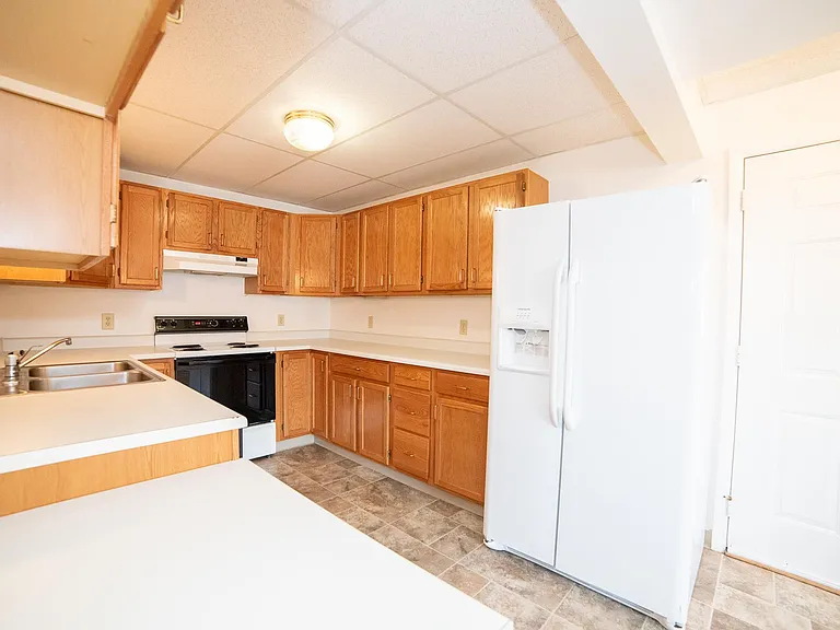 1609 Sand Ct #7 — Photo 4