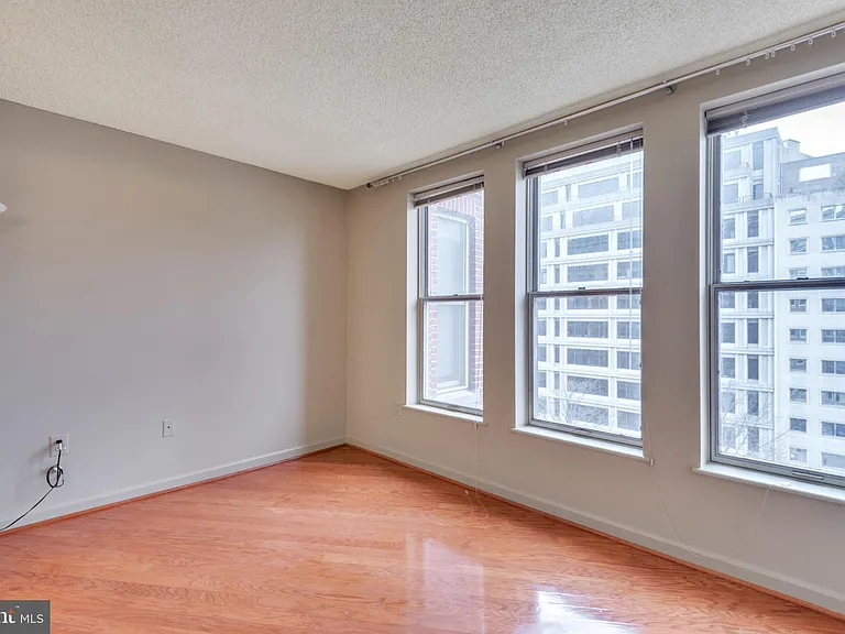 601 Pennsylvania Ave NW #805 — Photo 11