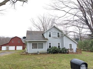 12577 Pudding Lane Rd, Perrysburg, NY 14129