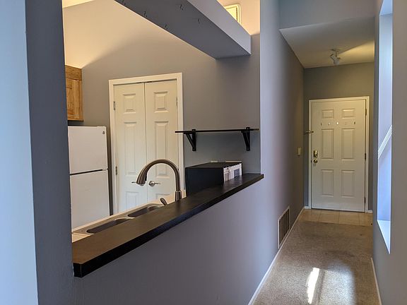 3rd image of 4496 Maryland Ave APT 1F