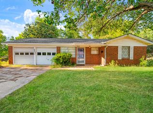 2455 Cypress Dr, Paris, TX 75460