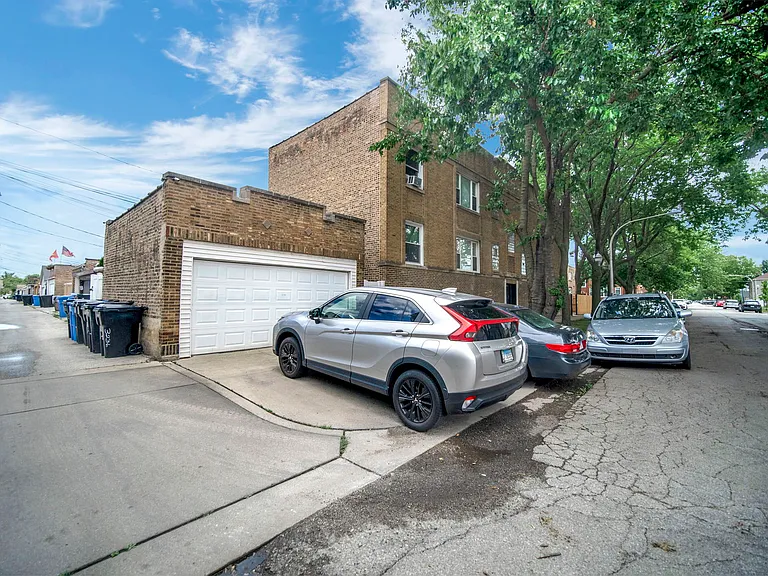 3234 W Waveland Ave #2 — Photo 30