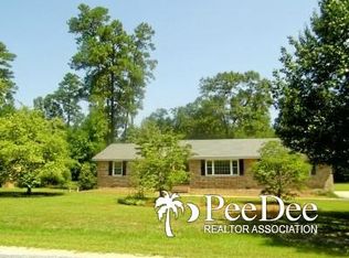 631 Ellen Ln, Dillon, SC 29536
