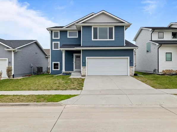 716 1st St NW, Bondurant, IA 50035