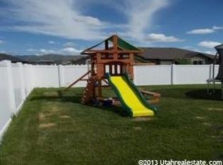 1743 S 2065 W, Woods Cross, UT 84087