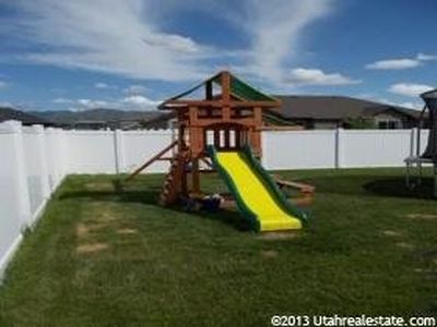 1743 S 2065 W, Woods Cross, UT, 84087