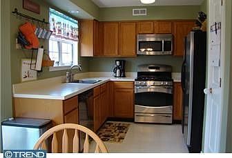 4th image of 24 Bailly Dr