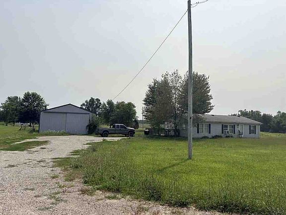 2nd image of 4003 Hazel Park Dr