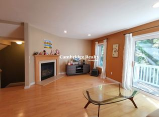 82 Summer St APT 9, Arlington, MA 02474