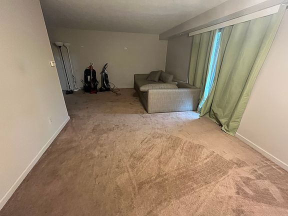 5th image of 2461 Brook Ledge Rd APT 23A