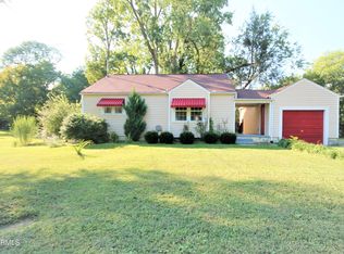 2417 Emoriland Blvd, Knoxville, TN 37917