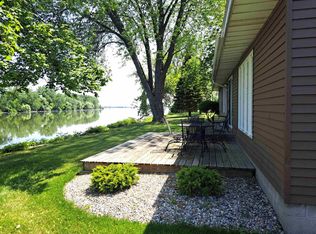 3303 Evergreen Dr, Bay City, MI 48706