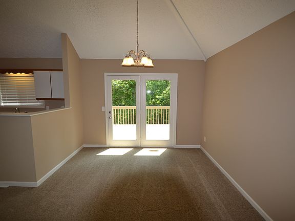 3rd image of 4867 Kim Ct