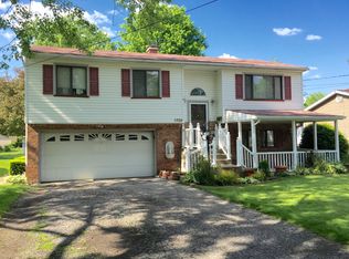 1720 Nova Ln, Youngstown, OH 44514