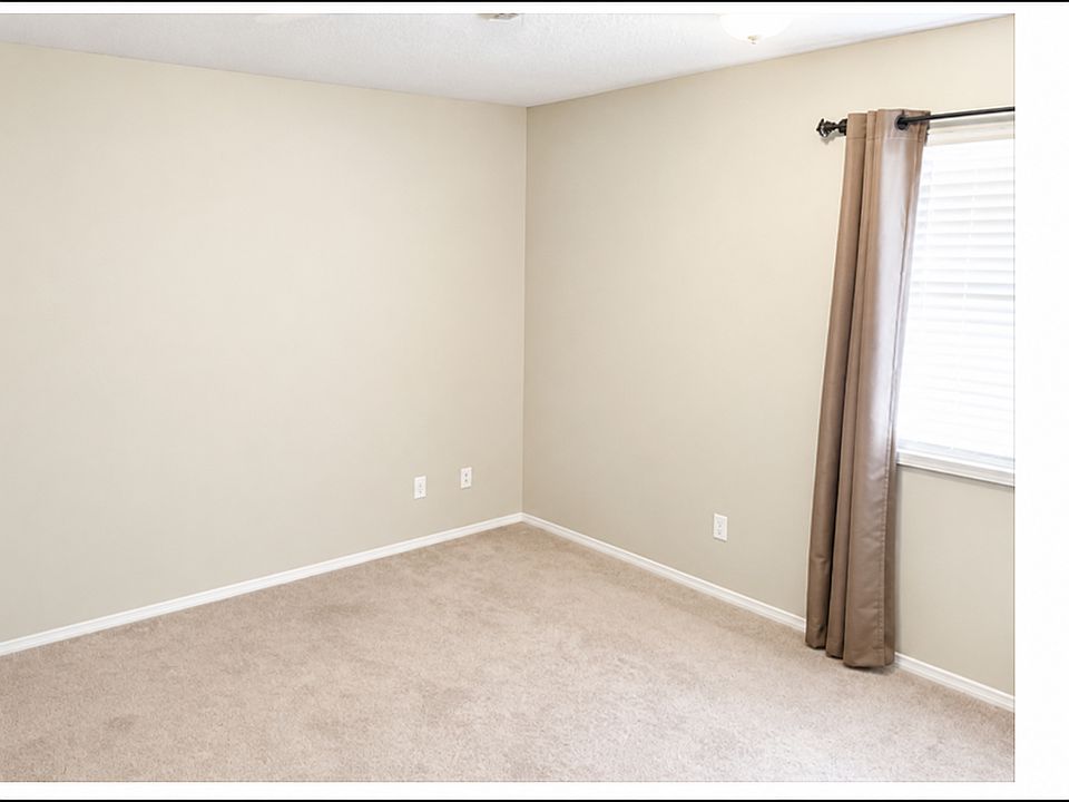1st image of 2711 W 20th Ave
