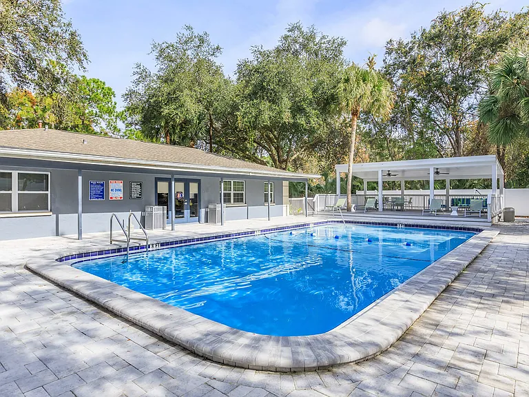 Villas at Deer Park Apartments — Photo 9