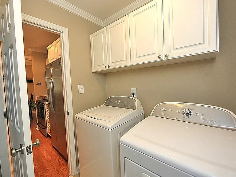 1010 Kingswood Dr #J — Photo 5
