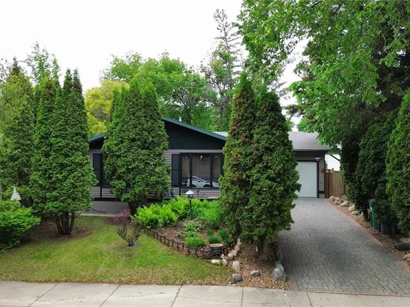 75 Richmond CRESCENT, Saskatoon, SK S7K 1A9