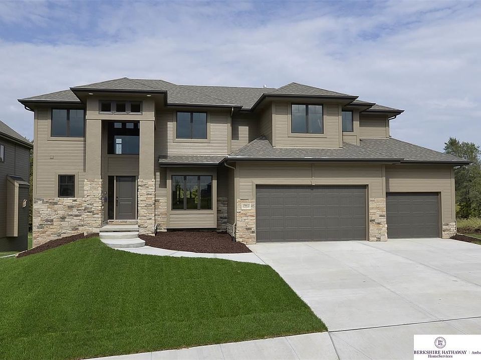 Prime lot in Andresen Meadows