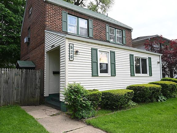 3rd image of 526 E Eckman St