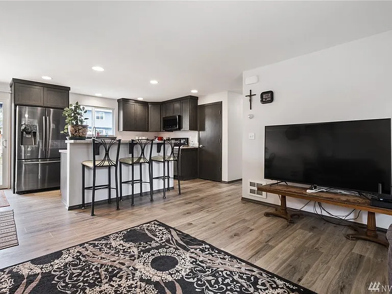 18232 SE 262nd Pl — Photo 10