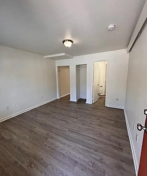 225 S Highway 101 #19 — Photo 11