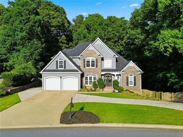 406 Lovinggood Landing Dr, Woodstock, GA 30189