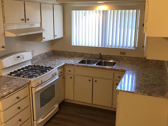 5th image of 11140 Bellaire St