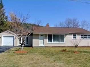 109 Blossom Ln, Groton, MA 01450