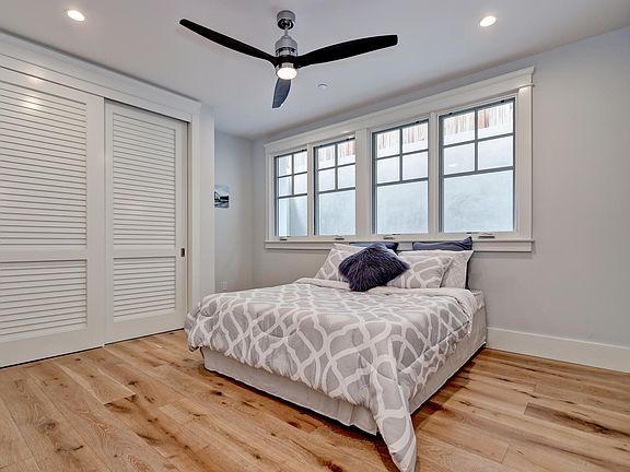 2nd image of 3116 The Strand Unit A