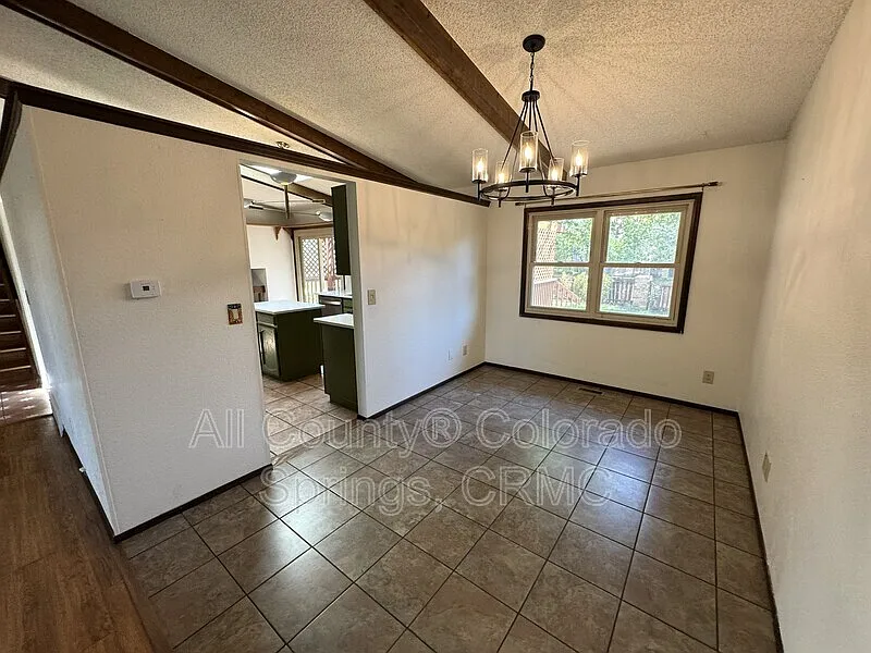 3 bed, 2.5 bath, 1854 sqft, $2,695 — Photo 4