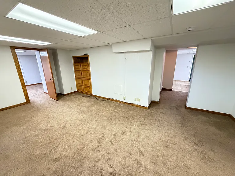323 N Leroux St #C — Photo 11