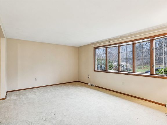 5th image of 4312 Trouthaven Dr
